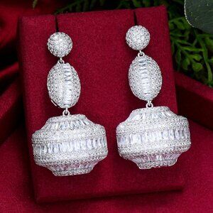 New Vintage Style Ball Earrings Scalloped Ginkgo Biloba